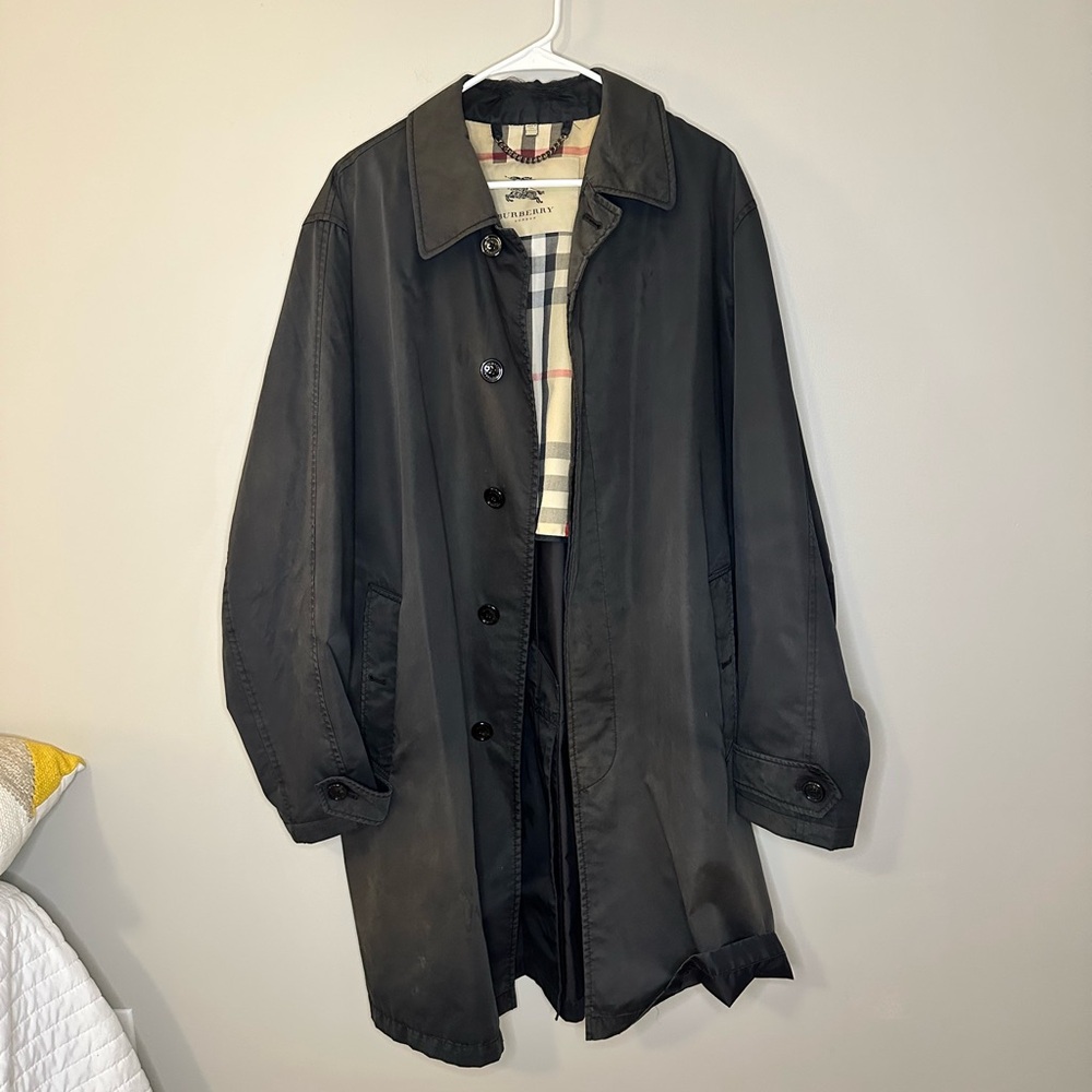 Burberry | Black Trench Coat (flawed see pics and description) size 48